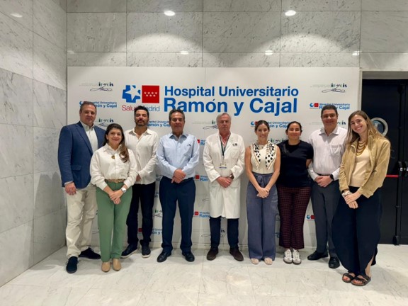Visita internacional impulsa la adopción de mejores prácticas en salud